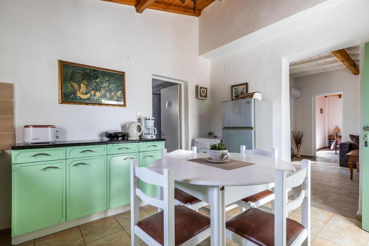 Skopelos Amigdalia Cottage エクステリア 写真