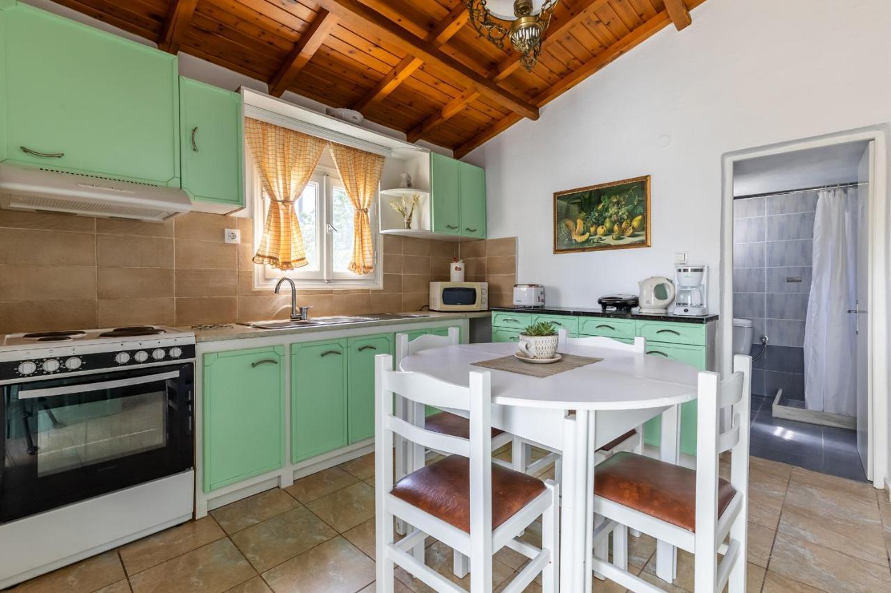 Skopelos Amigdalia Cottage エクステリア 写真