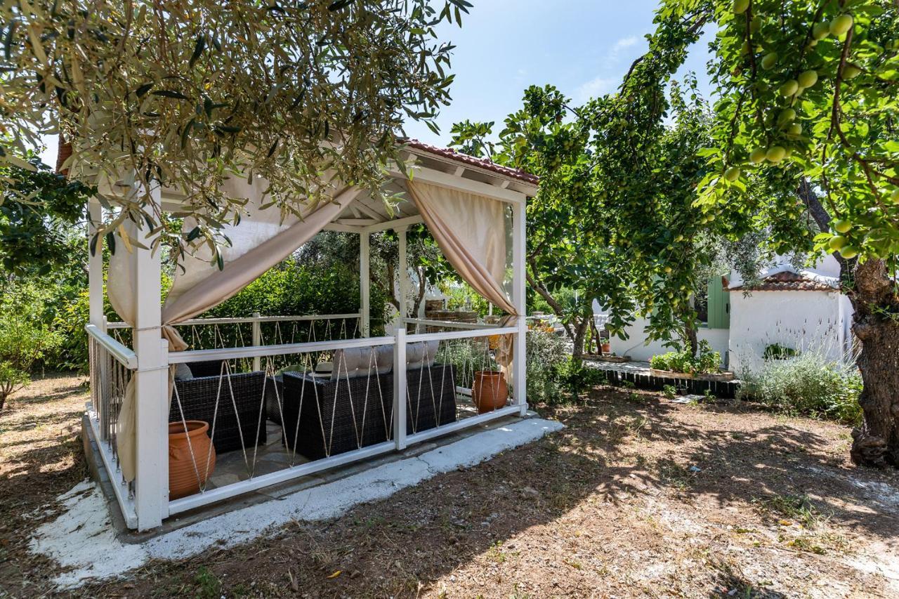 Skopelos Amigdalia Cottage エクステリア 写真